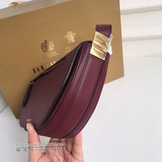 Burberry專櫃新款女包 巴寶莉時裝秀款全皮肩背包  db1170